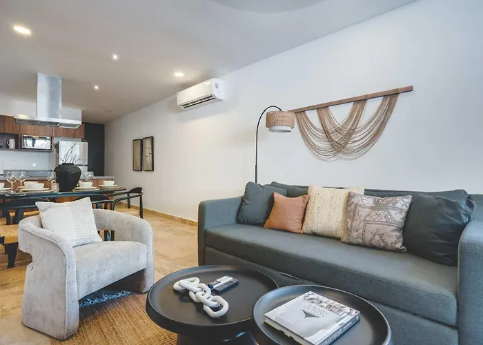 Luxury 2br Retreat With Private Pool & Apartamento Tulum