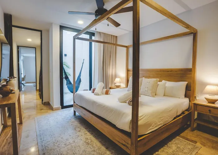 Luxury 2br Retreat With Private Pool & *