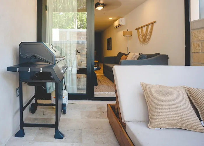 Apartamento Luxury 2br Retreat With Private Pool & *