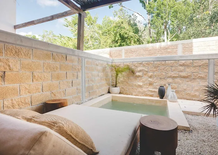 Luxury 2br Retreat With Private Pool & Tulum