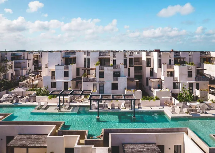 Luxury 2br Retreat With Private Pool & Apartamento *